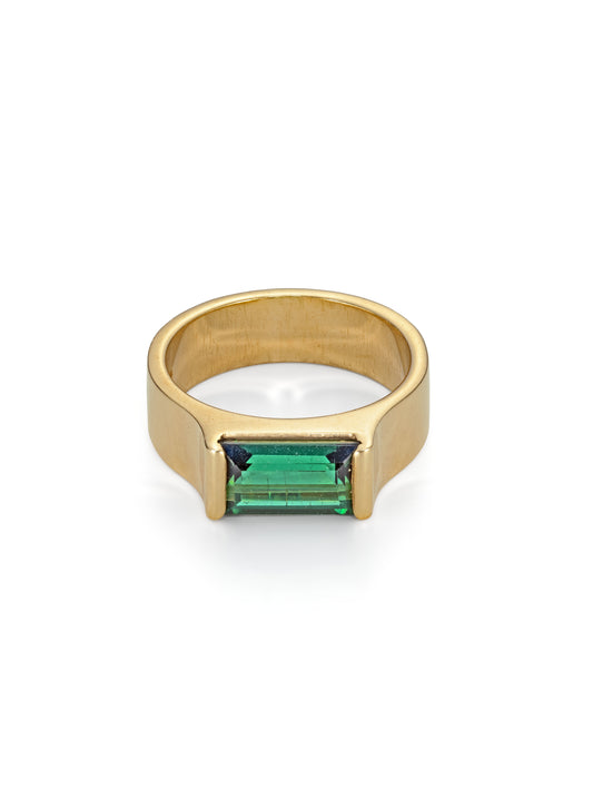 tourmaline baguette gold ring top view