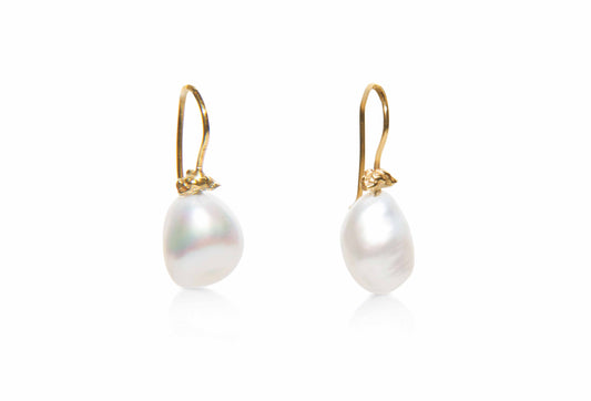 Pearl nugget hook earrings