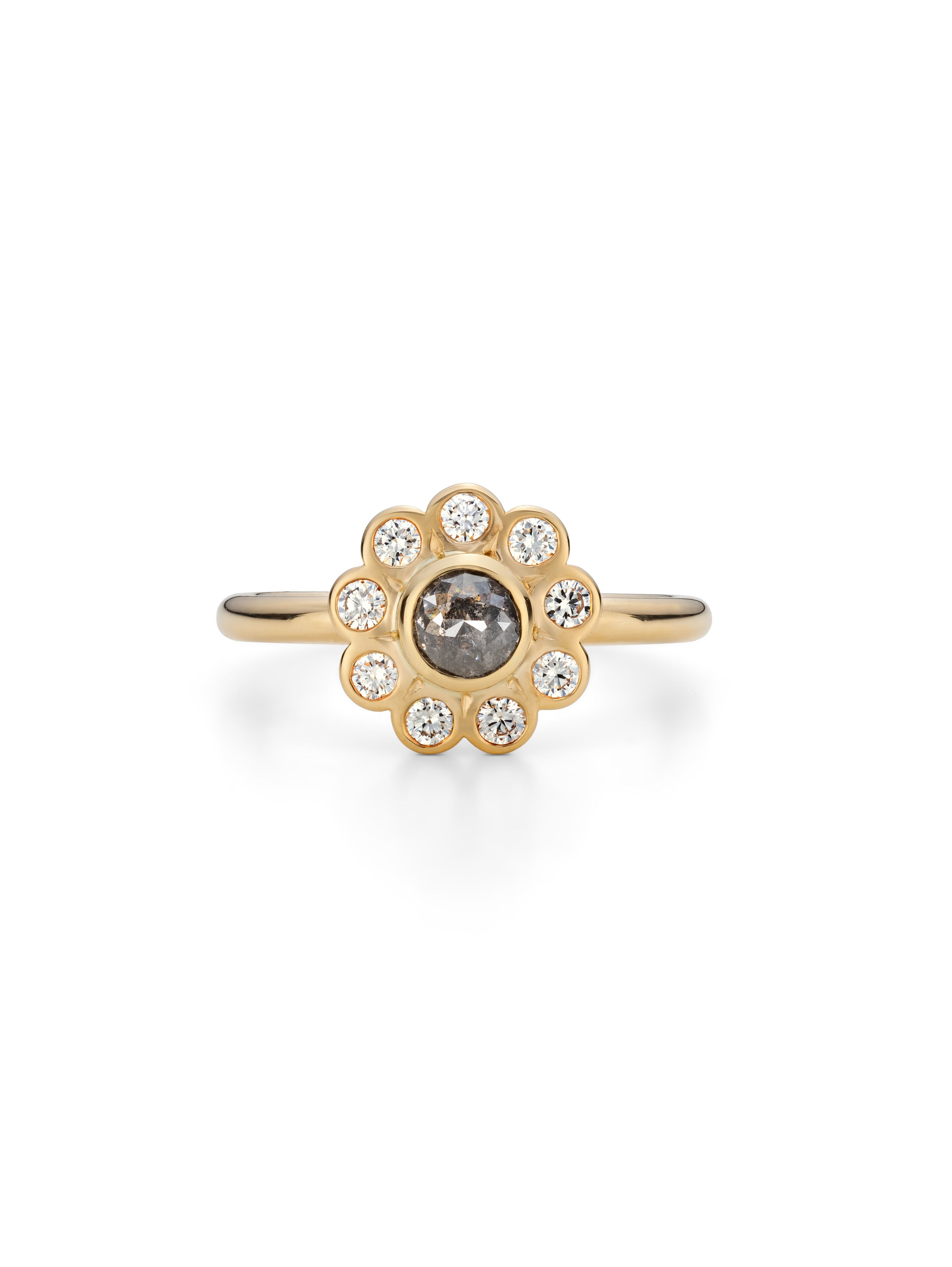 Daisy shaped sale diamond ring