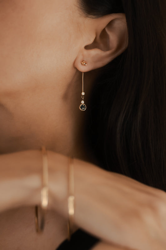 Dangly Stellar Black and Gold stems with diamonds