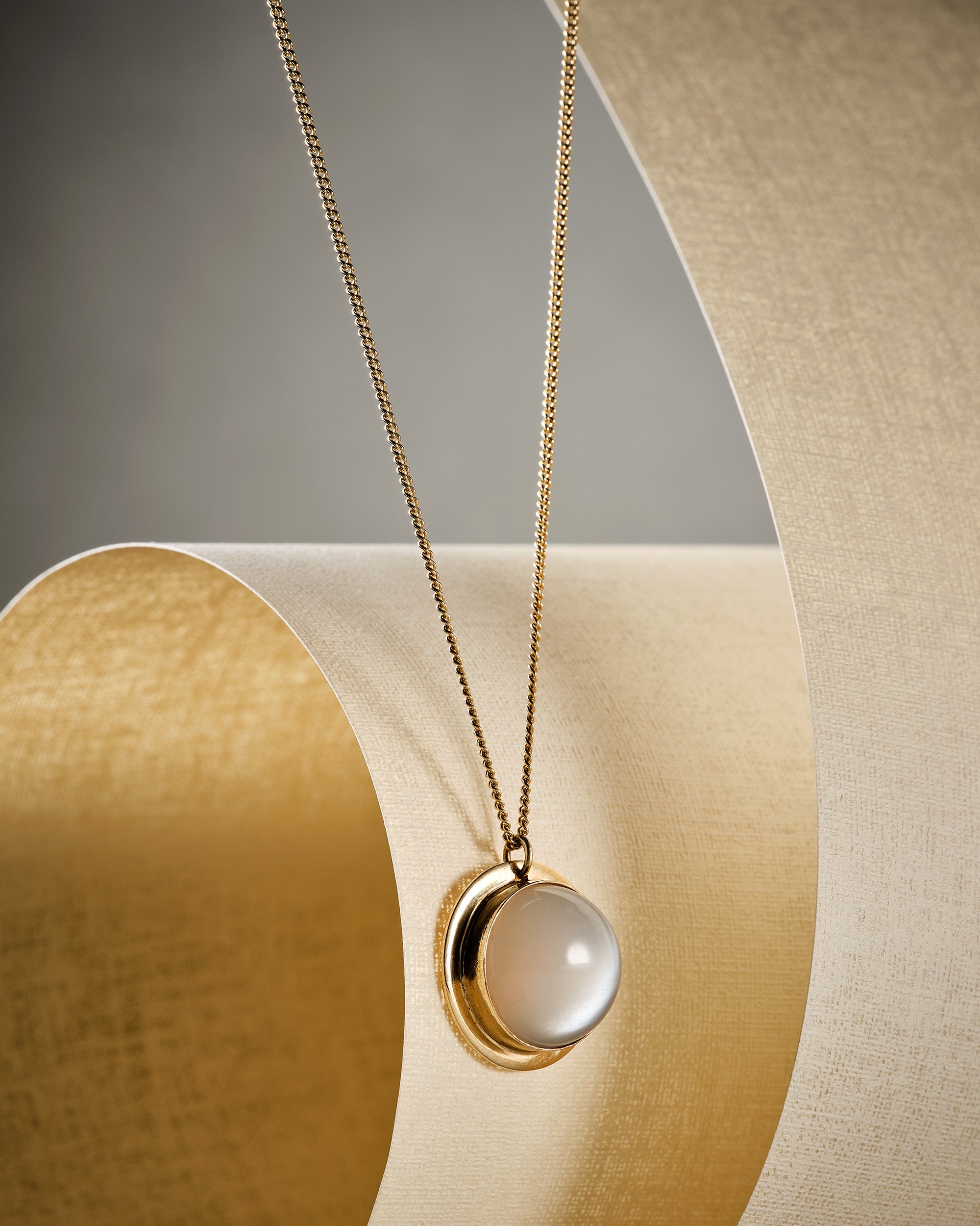 White moonstone new arrivals necklace