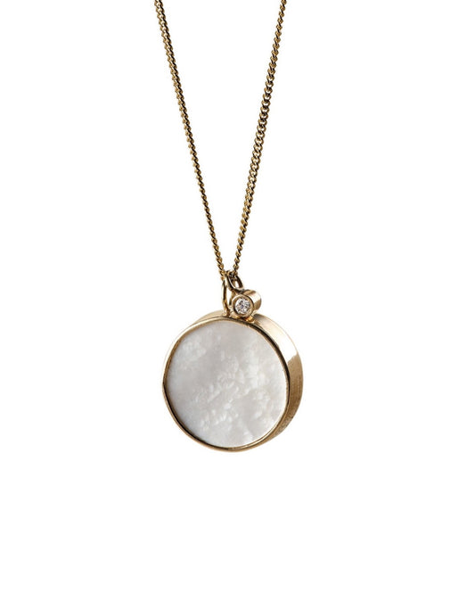 mother of pearl and gold pendant necklace